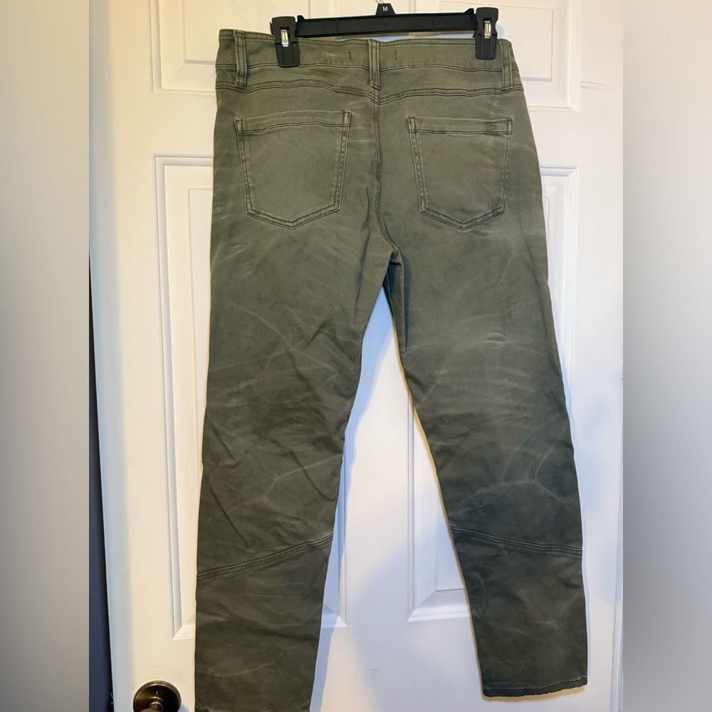 Free People Khaki Green Distressed Cargo Knee Patch Jeans Sz 6 High Rise  Boho - Picture 6 of 9